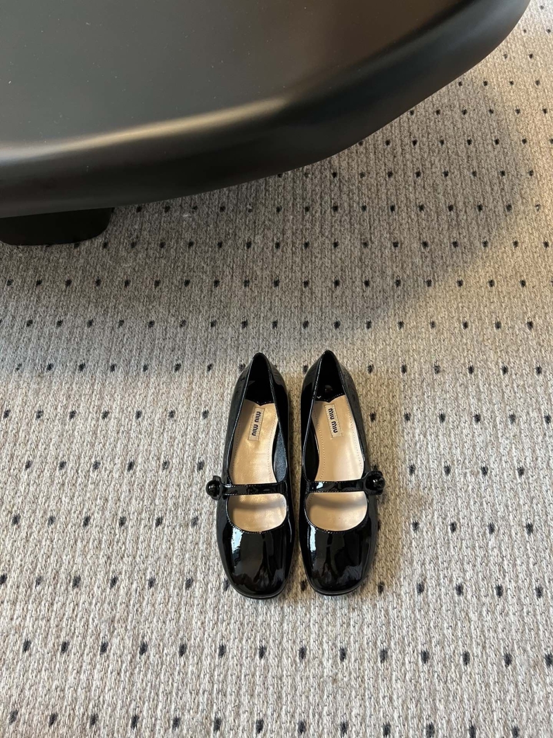 Miu Miu flat shoes